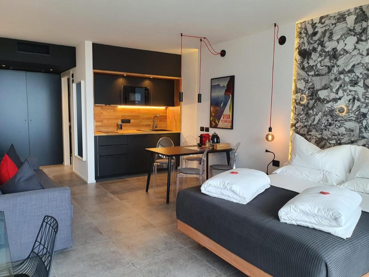 Visioni Lake View Boutique Rooms & Breakfast - Adults Friendly Riva Zewnętrze zdjęcie